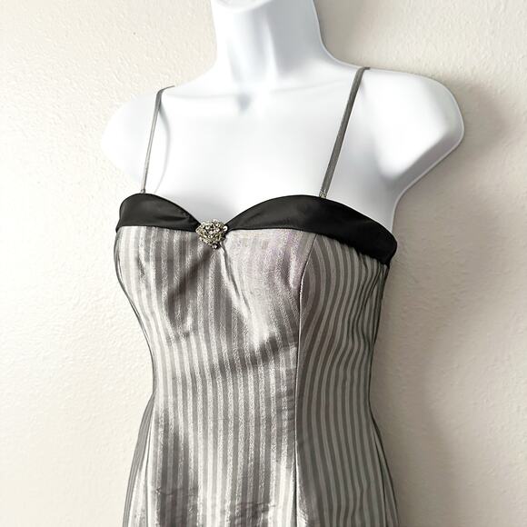 Flirt by Maggie Sottero Mermaid Trumpet Sweetheart Hi-Lo Dress women's size 2 - Picture 3 of 14